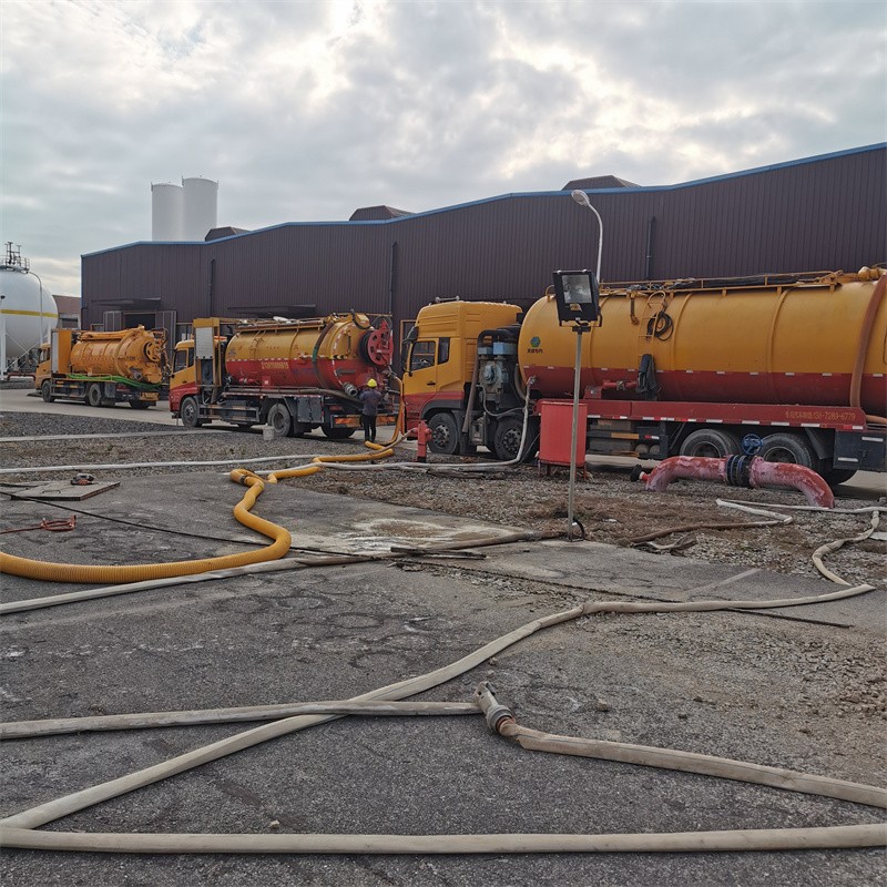 溆浦污水池清理